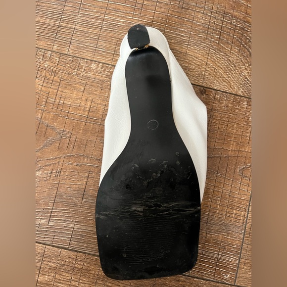 mules shoes. White heel Slippers size: 7.5 - Picture 7 of 7